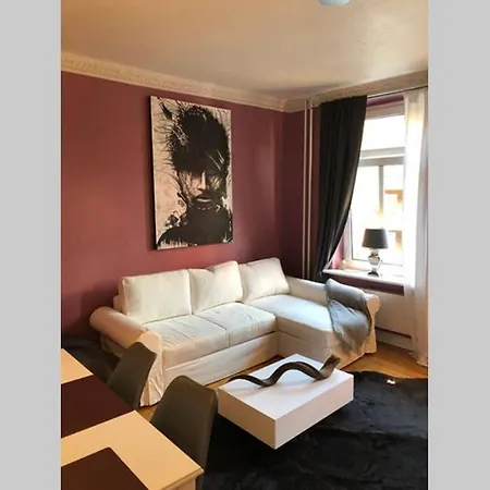 Perfekter Altbaucharme In Zentraler Lage ! Kiel