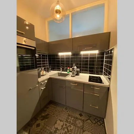 Perfekter Altbaucharme In Zentraler Lage ! Apartment Kiel